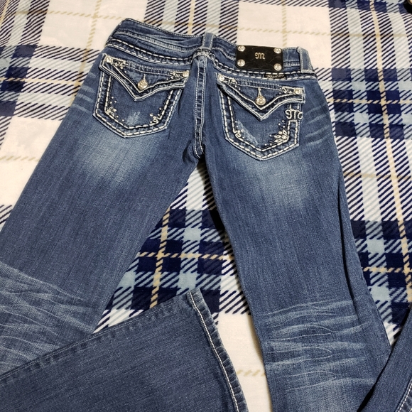 Miss Me Bootcut Jeans - Picture 2 of 8